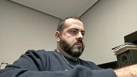 Snapshot of dicktracy_86 chatting on January 4, 4:43 pm DANI online show from January 4, 4:43 pm