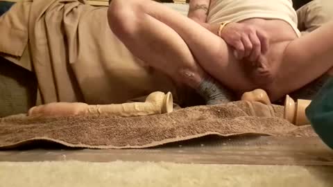 dildosnme22 online show from December 14, 9:18 am