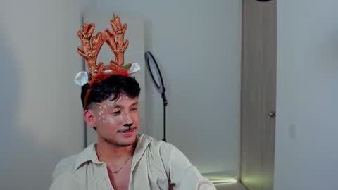 Fabian online show from December 19, 2:34 am