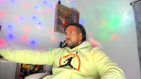 dimitry kyle mucle online show from November 30, 2:46 am