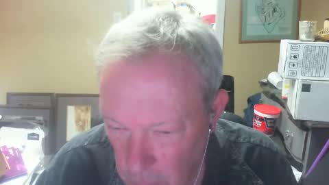 DirtkPitt Fun guy working online show from December 21, 1:58 am