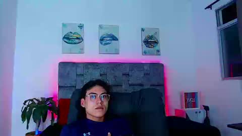 dirty model online show from September 19, 6:36 am