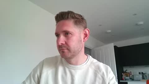 Exhibitionist Ben online show from April 13, 10:16 am