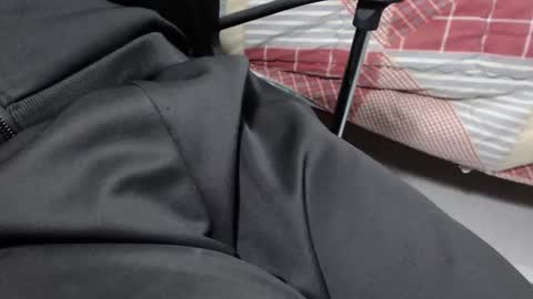 dirtyman8603 online show from February 22, 9:23 am