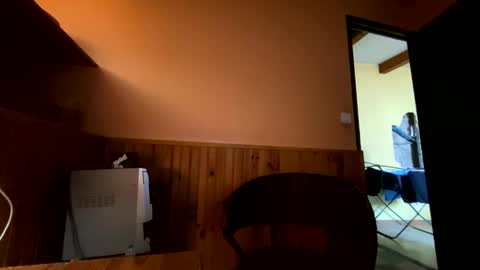 dirtyuniversal online show from April 25, 1:41 pm