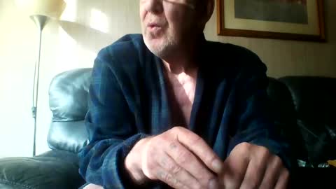 Snapshot of discovery63 chatting on October 26, 10:28 am discovery63 online show from October 26, 10:28 am