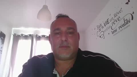 djeauzy77 online show from March 26, 2:10 pm