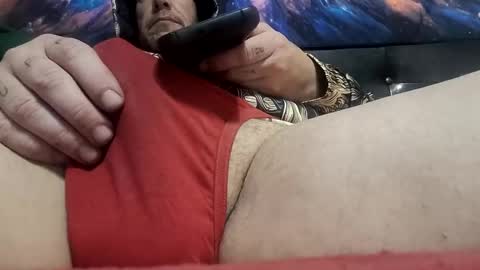 Snapshot of djirie1 chatting on March 12, 2:23 pm Tunes online show from March 12, 2:23 pm