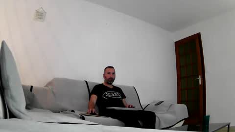 Djo online show from December 3, 10:07 pm