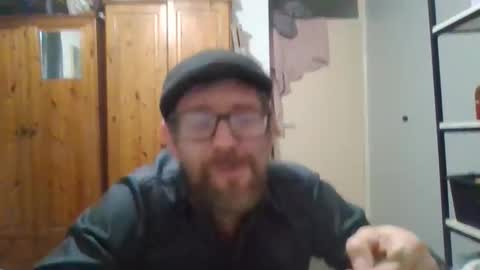 Studley86 online show from November 18, 10:23 pm