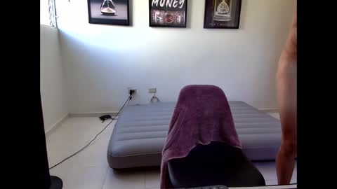 DollarHot30 online show from December 4, 3:08 pm