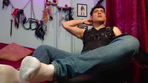 Diego Castell online show from November 30, 1:35 pm