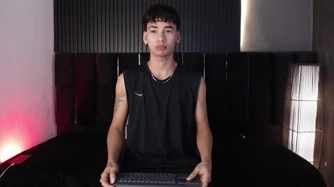 Dominic online show from December 23, 5:05 am