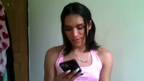 Snapshot of dominic_sofia chatting on September 8, 6:18 pm dominic_sofia online show from September 8, 6:18 pm