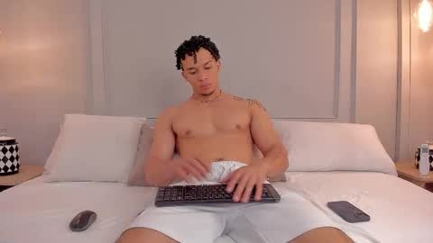 Dominick Star online show from November 20, 4:12 am