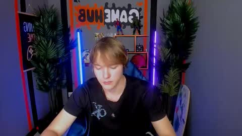 Donald online show from December 2, 3:59 pm