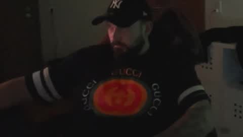 donchriiis online show from March 2, 1:16 am