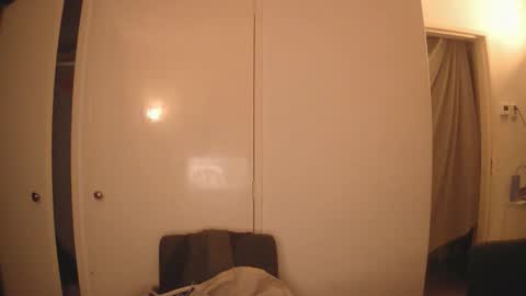 Papi online show from April 9, 8:04 pm