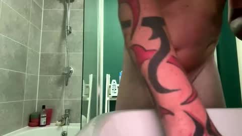 Panties and stockings  tranny online show from October 22, 8:34 pm