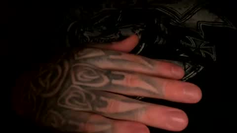 donvane online show from December 6, 11:58 pm