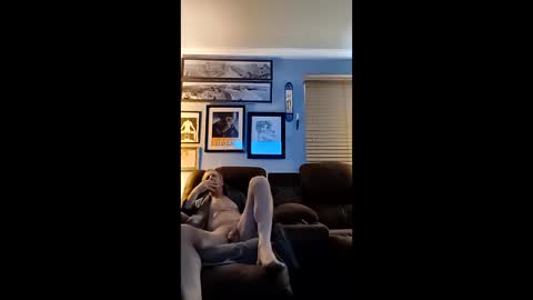 doobie1717 online show from February 5, 3:35 am