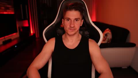 Dorian Reyes online show from October 23, 10:57 pm