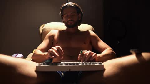 Keen online show from December 14, 12:39 am