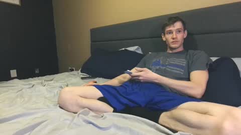 Snapshot of downforthemoney chatting on March 3, 3:50 am downforthemoney online show from March 3, 3:50 am