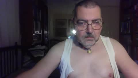 Snapshot of doxoebloke68 chatting on October 26, 4:09 pm doxoebloke68 online show from October 26, 4:09 pm