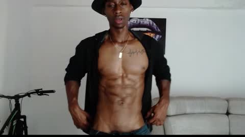 Drake 23 online show from March 18, 5:49 pm