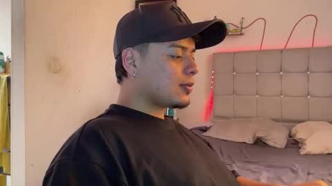 drakeeee online show from March 30, 3:02 pm