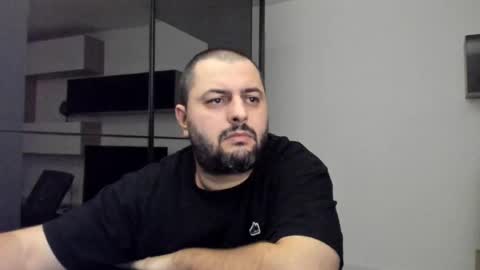 Draven A online show from December 31, 7:29 pm