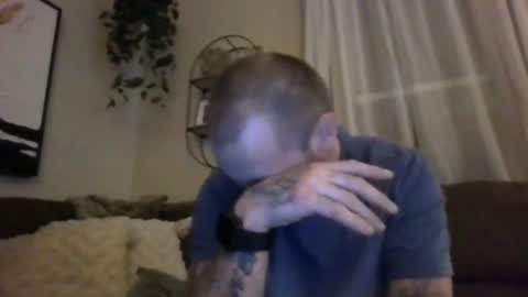 dreaded_folks online show from October 11, 7:34 am