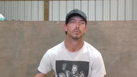 Inexperienced catfish online show from June 5, 12:33 pm