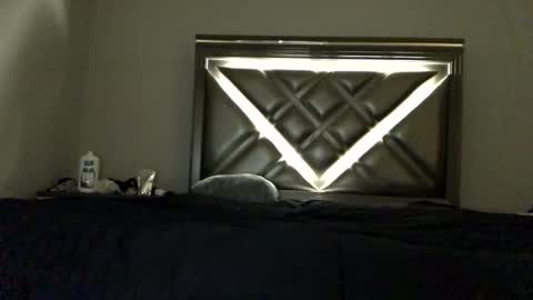 2xTheTrouble online show from November 8, 11:24 am