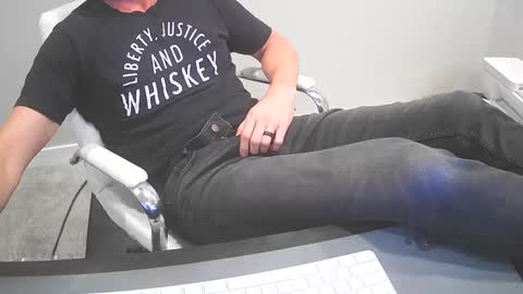 D Ship online show from December 2, 6:30 pm