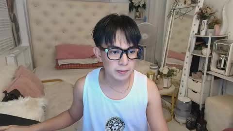 Snapshot of dustin_lukehot chatting on October 26, 12:07 pm dustin online show from October 26, 12:07 pm