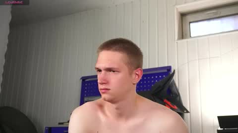 Dustyn online show from September 27, 1:09 pm