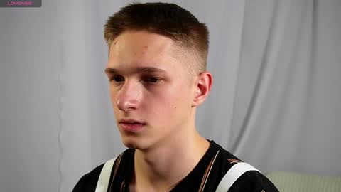 Dustyn online show from January 23, 2:07 pm