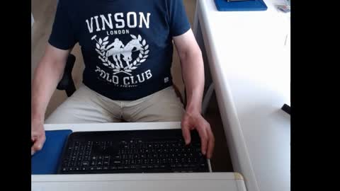 dutchpornking2 online show from June 1, 8:14 am