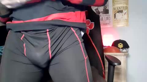 TWITTER   INSTAGRAM    easybreezy20   ONLINE 1230 AM TO 7AM online show from February 14, 8:20 am