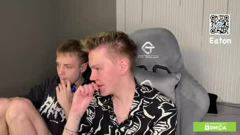 eaton_ online show from April 17, 12:08 pm