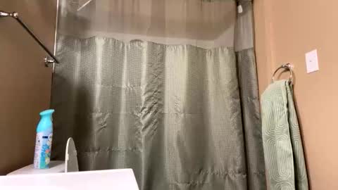 eclyipse online show from April 21, 5:08 pm