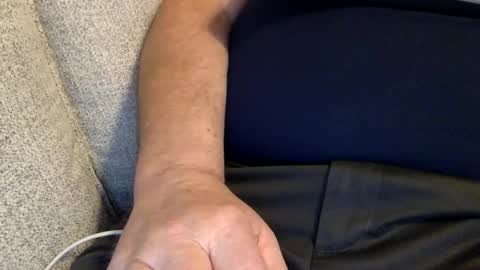 ed26969 online show from March 12, 6:37 pm