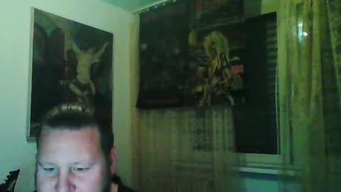 Edward online show from October 4, 5:40 pm