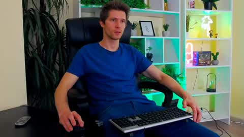 eddie_baker online show from April 3, 7:27 am