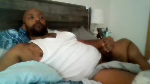 eddiejonez online show from December 4, 5:33 pm