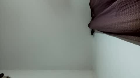 Hey my name is Eden     follow me IG ede glock online show from February 3, 3:48 am