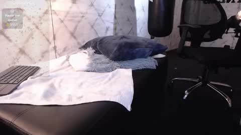 Eduardo online show from March 2, 7:15 am