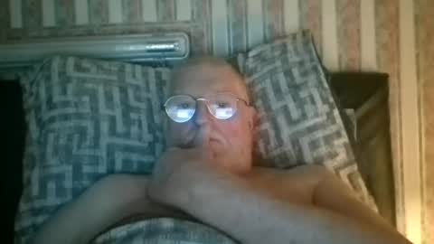 eketman1964 online show from February 28, 12:20 am